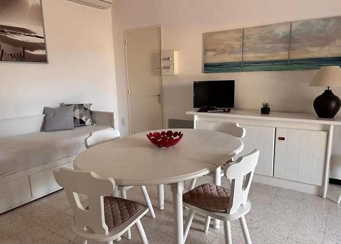 Les Mimosas Amazing View Daire *