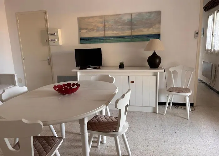 Les Mimosas Amazing View דירה